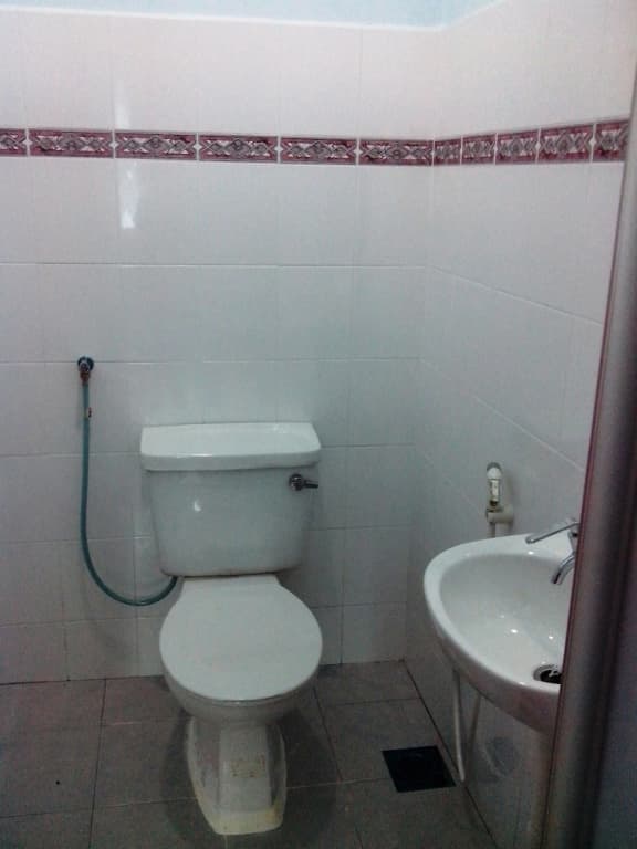 Bakri Inn Homestay - photo 9
