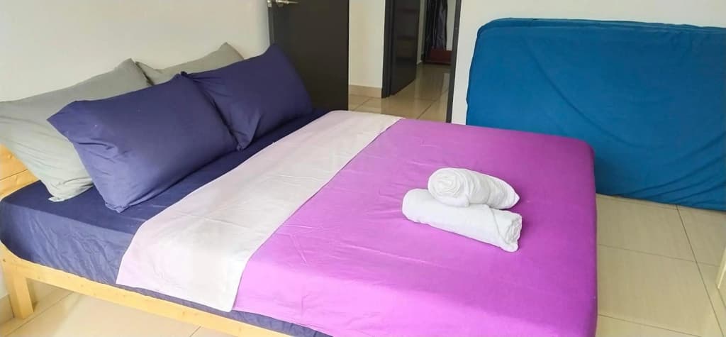 8pax Mount austin Midori Green homestay - photo 2