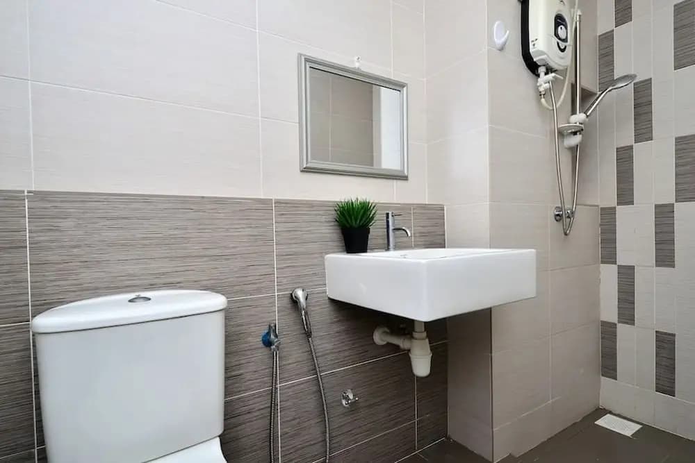 6-8 pax SetiaWalk 5min LRT Cozy Apartment Puchong - photo 6