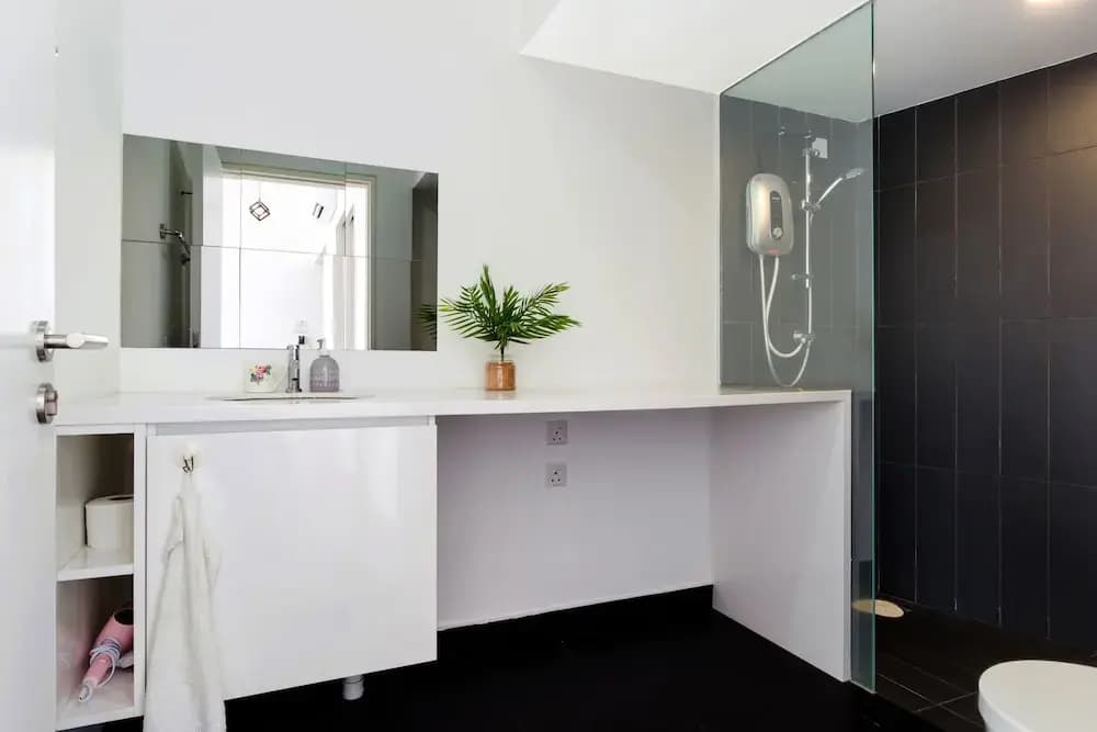 The Hub Signature Suites at SS2 - photo 13