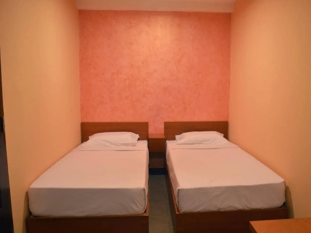 Your Hotel - photo 4
