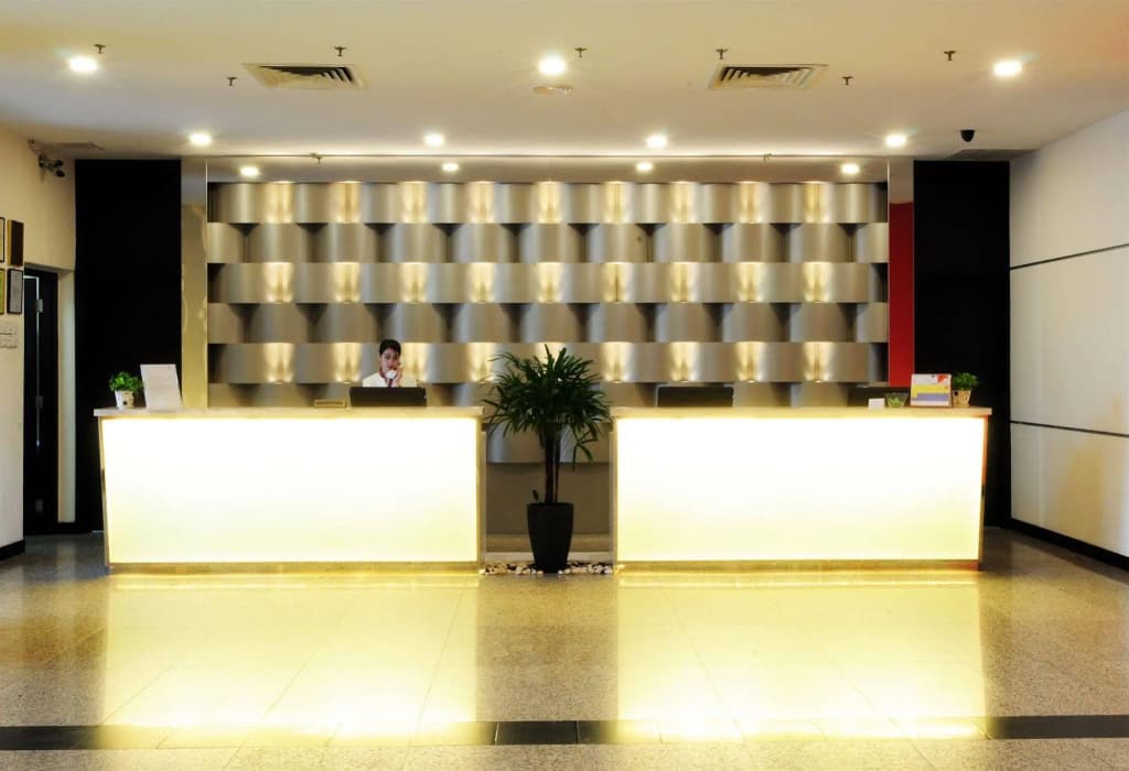 Hotel Sentral Seaview Penang @ Beachfront - photo 2