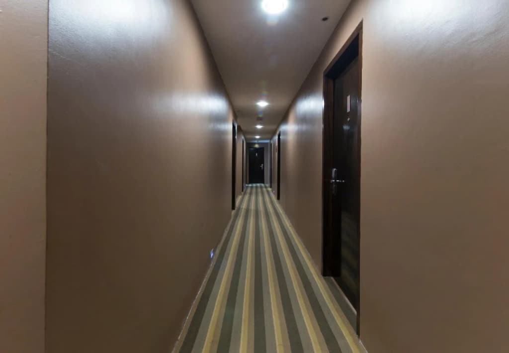 OYO 763 Tazara Hotel - photo 14