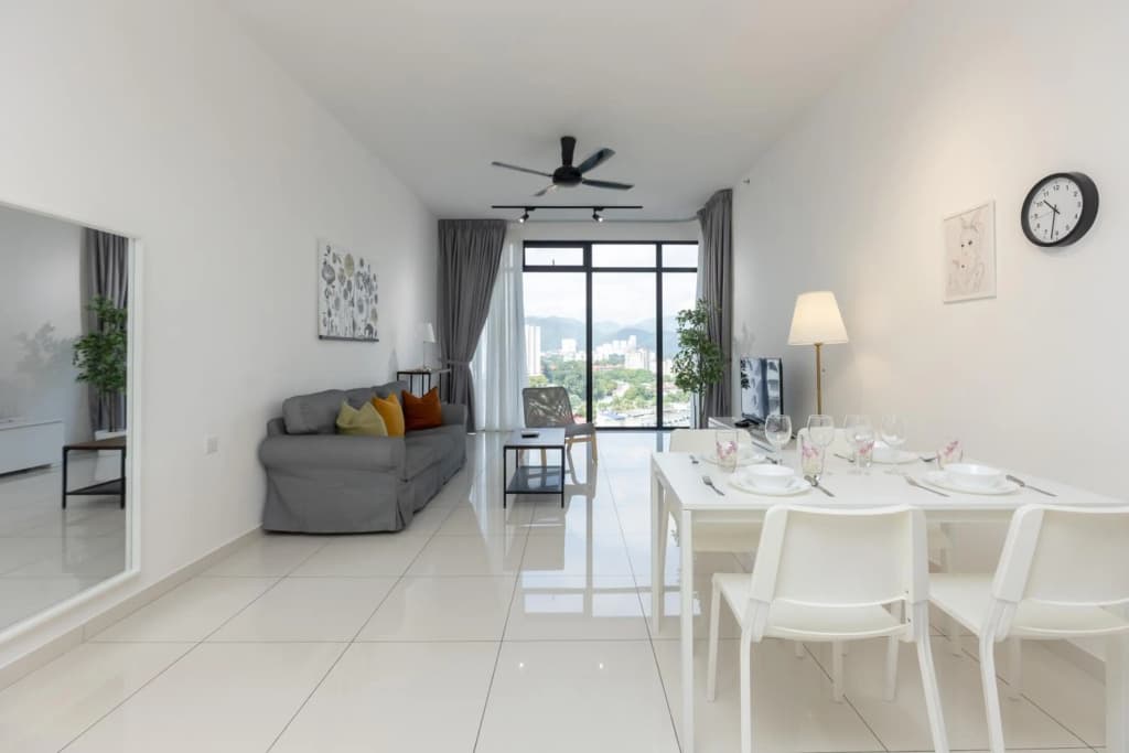 Beacon Executive Suites - By IZ - photo 9