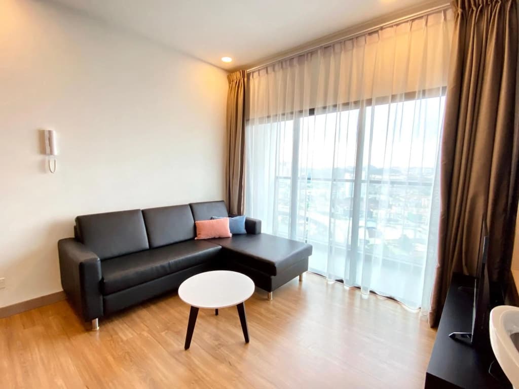Dream Suite 2 - Landmark Residence 1, High Floor, KLCCview, Nice view, WiFi & TvBox - photo 2