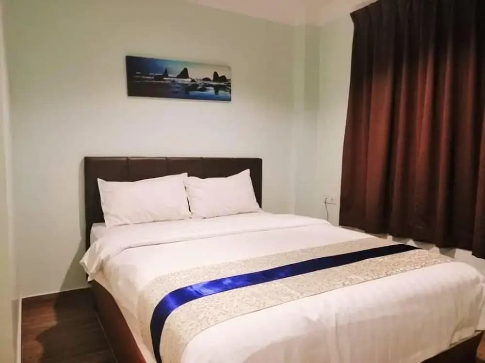 Summer Hotel - photo 6