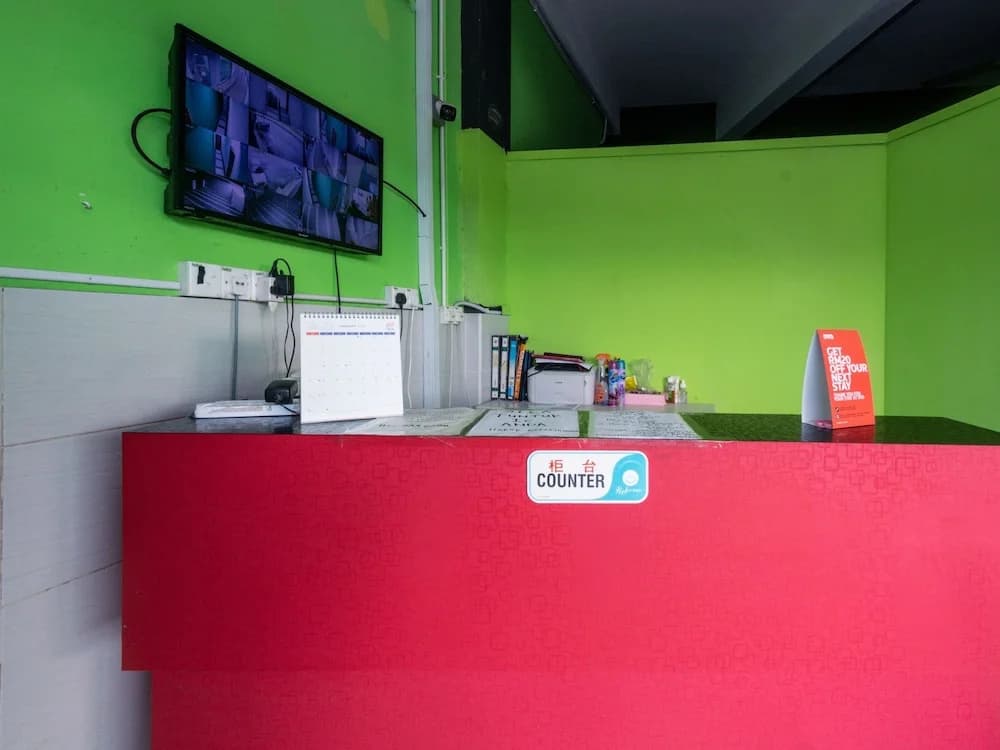 69 Room 4 Stay by OYO Rooms - photo 8