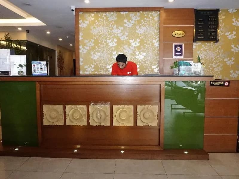 OYO 510 Sri Indar Hotel - photo 15