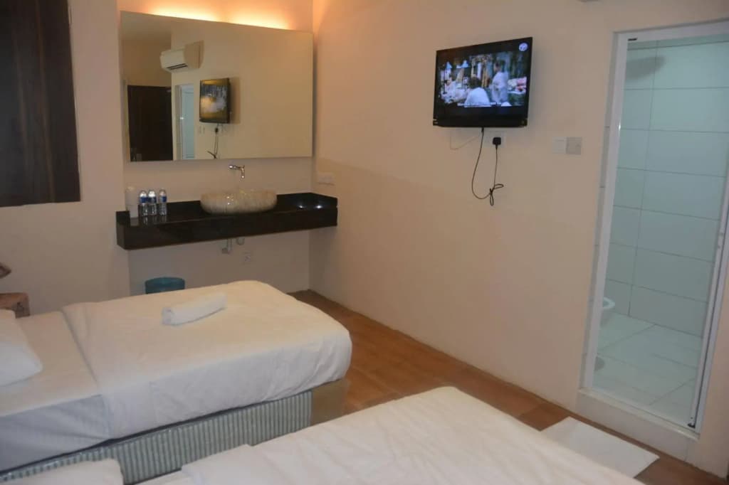 New Town Hotel Puchong - photo 3