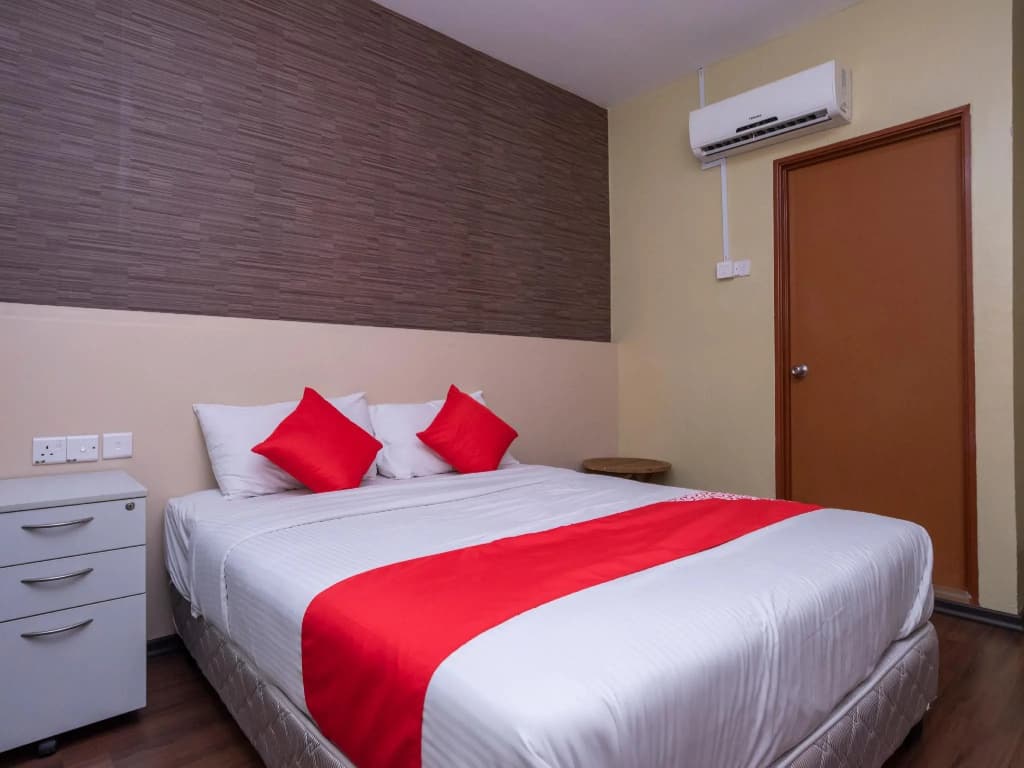 OYO 614 D'PINETREES Hotel - photo 17