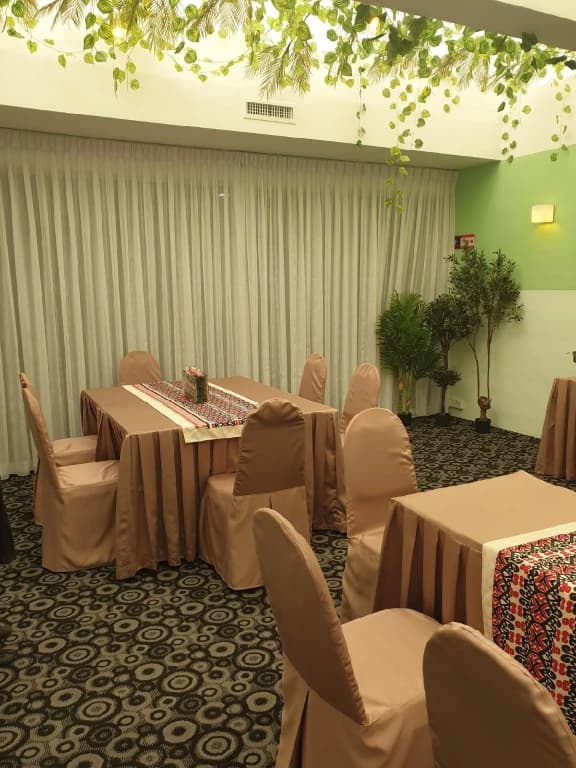 Ajang Hotel - photo 15