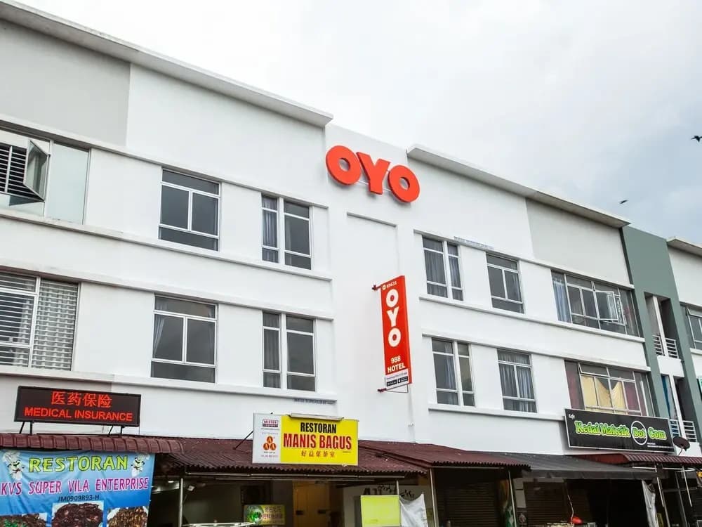 OYO 89631 988 Hotel - photo 1