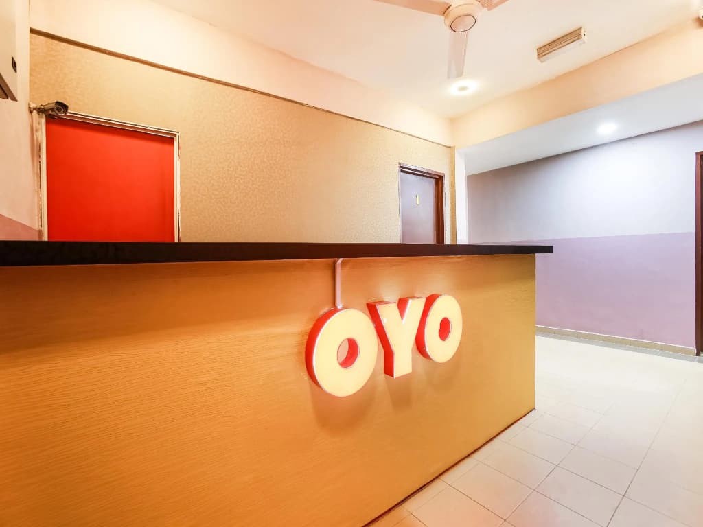 OYO 89585 Hotel Happy Inn - photo 8