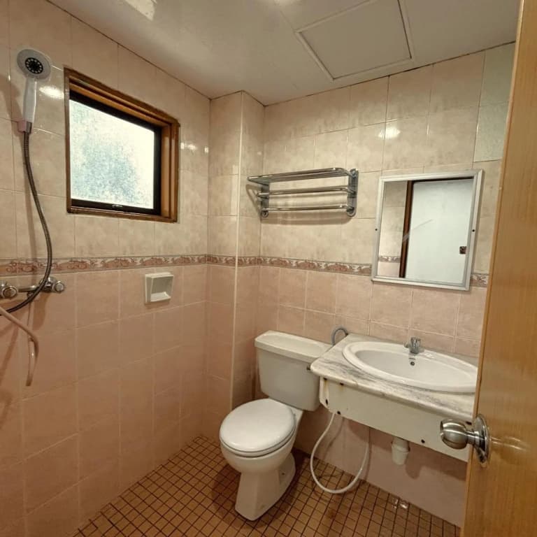 The Cool Point Hotel - photo 7