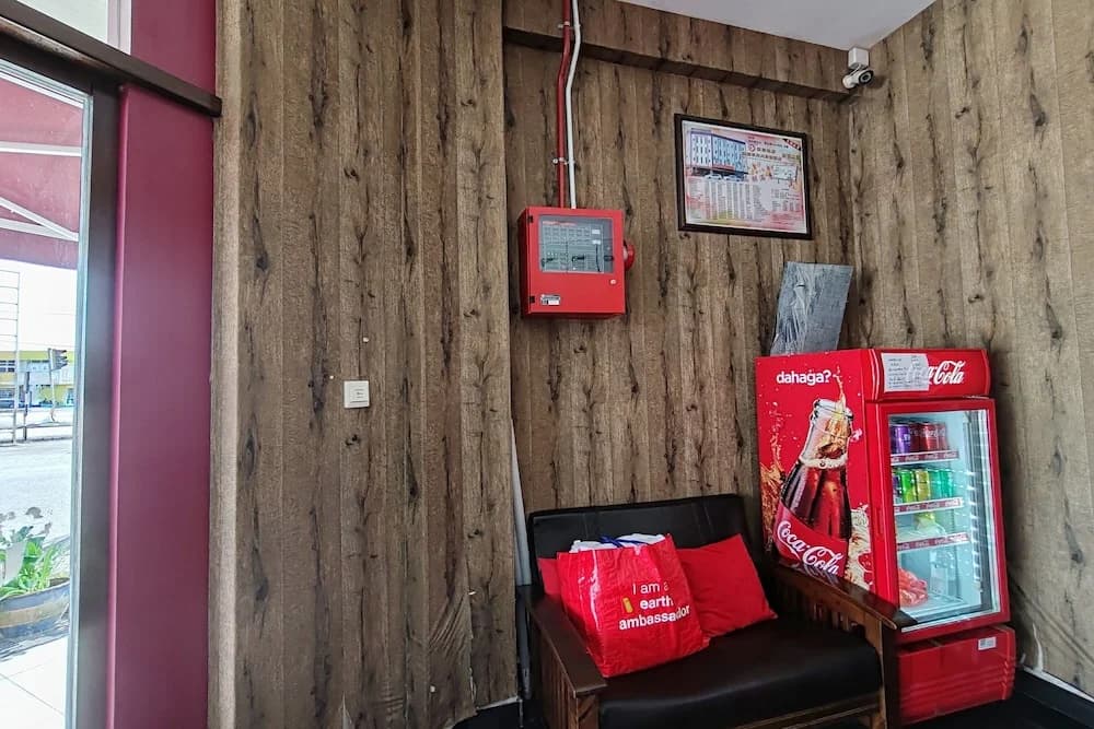 Hotel Kuang Hua Sitiawan Near To (UniKL-MIMET) - photo 12