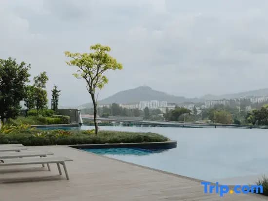 Parkland Residence B11 by Dehoz Suites - photo 1
