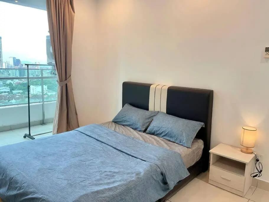A Modern 6pax Luxury Suite Penang - photo 4