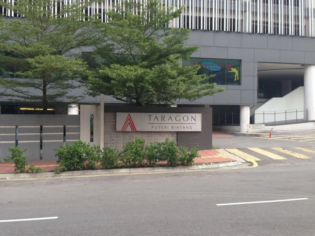 Luxury Service Suite At Taragon KL - photo 1