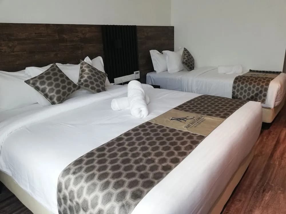 Rest and Comfort Boutique Hotel - photo 3