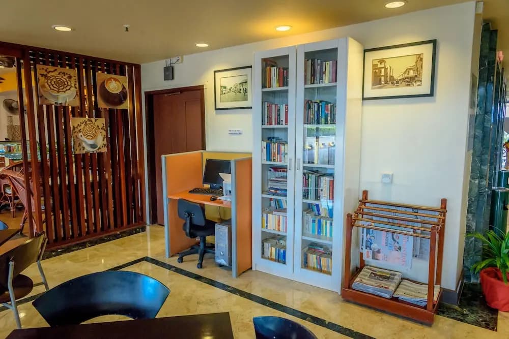 H Beach Suite at Rainbow Paradise Beach Resort - photo 12