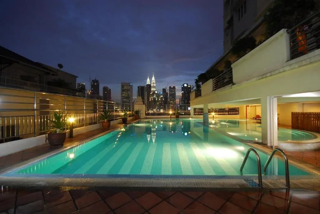 Holiday Place - photo 14