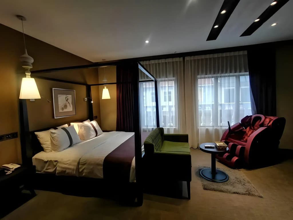 Z Hotel - photo 22