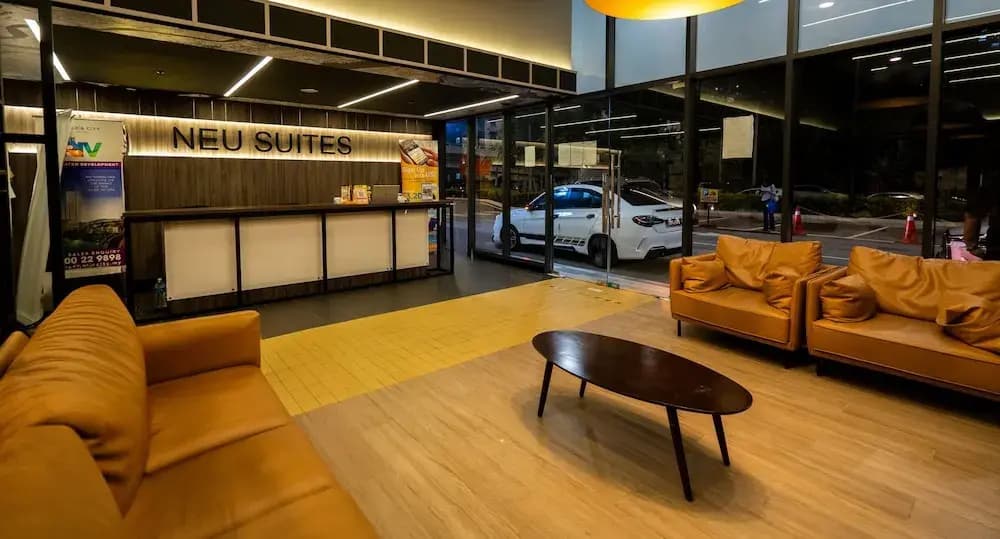 Neu Suites 3rdNvenue by Perfect Host - photo 17