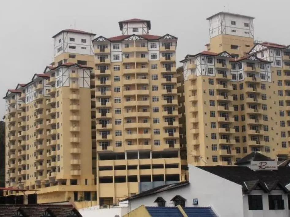 HK Apartments @ Crown Imperial Court - main photo