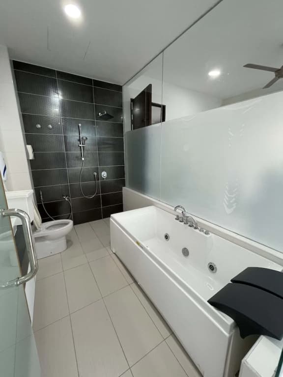 Alpine PD Taman Kiara 2 Homestay - photo 9