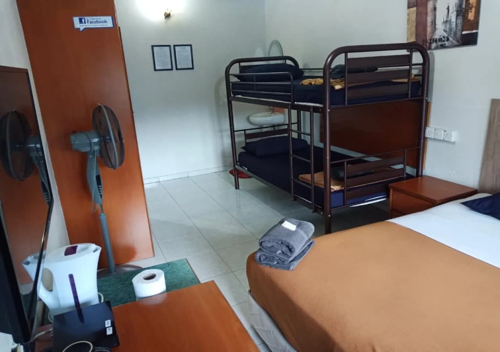 Check In Hotel - photo 2