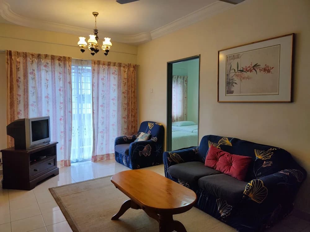 KPW at Royal Lily Apartment - photo 3