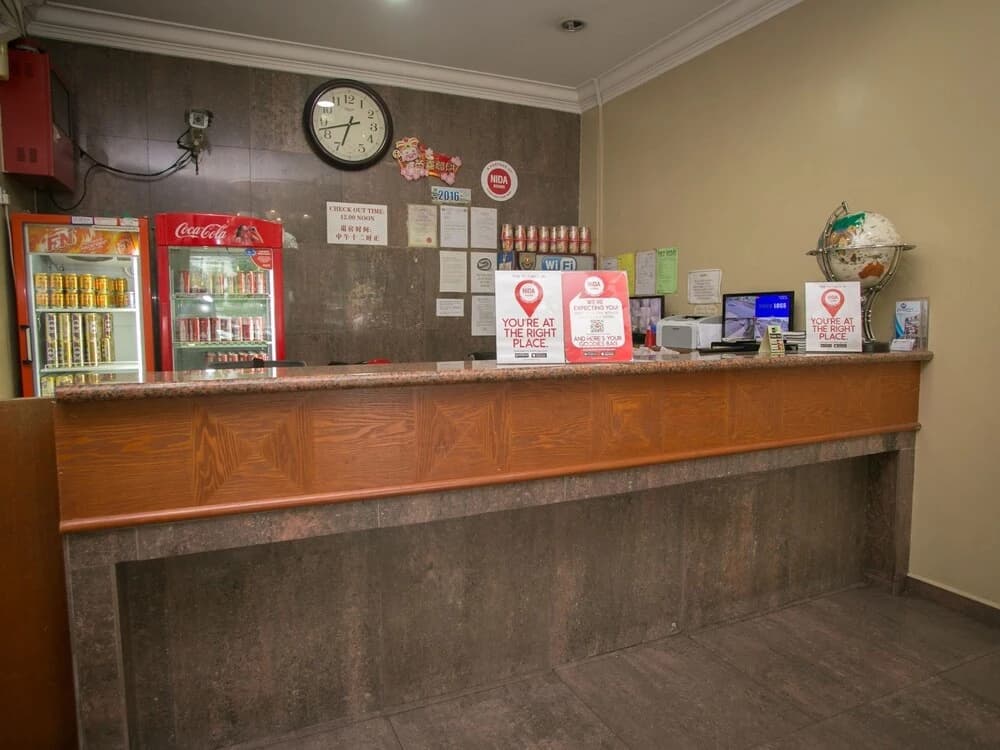 Super Oyo 447 Comfort Hotel Meru - photo 16