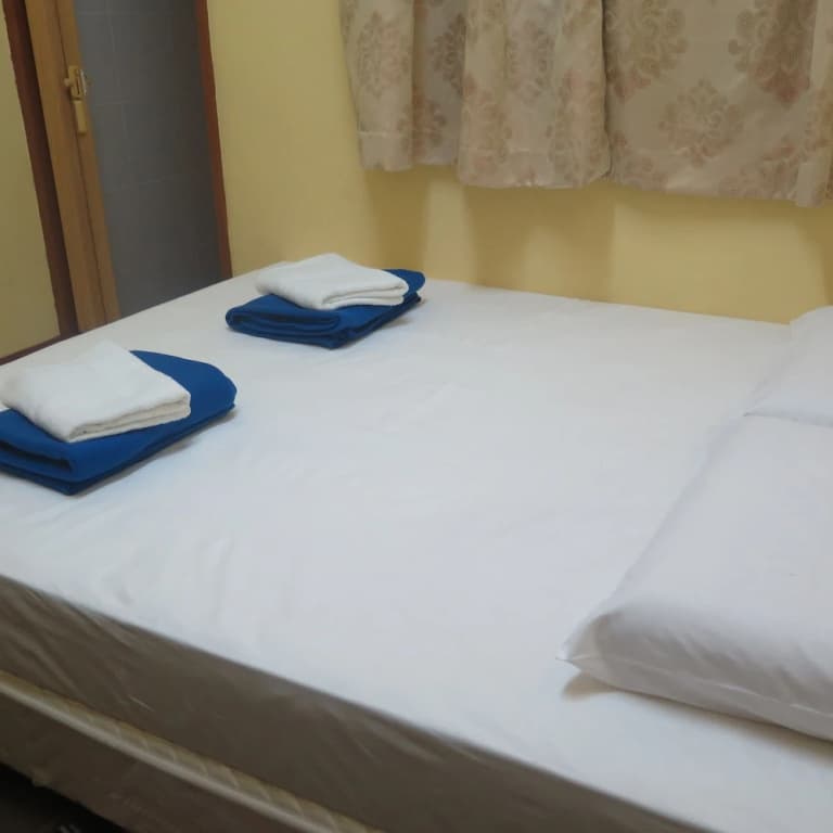 Postar's Backpacker - Hostel - photo 17