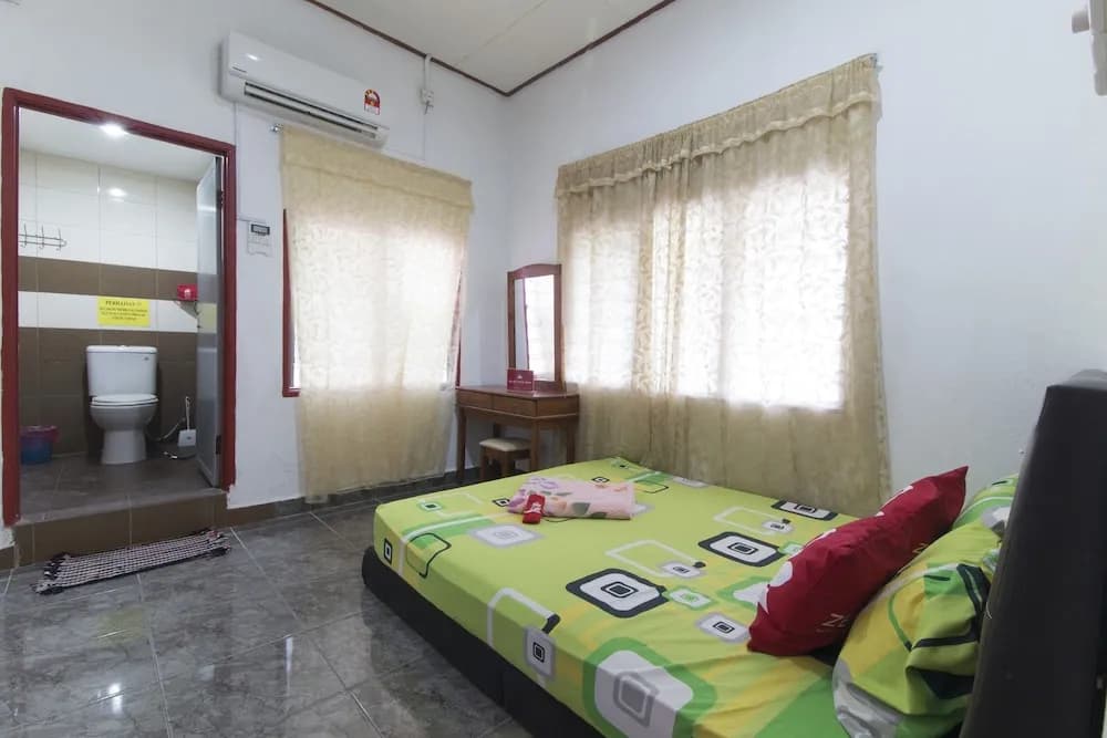 ZEN Home Nabil Nabila Homestay - photo 30