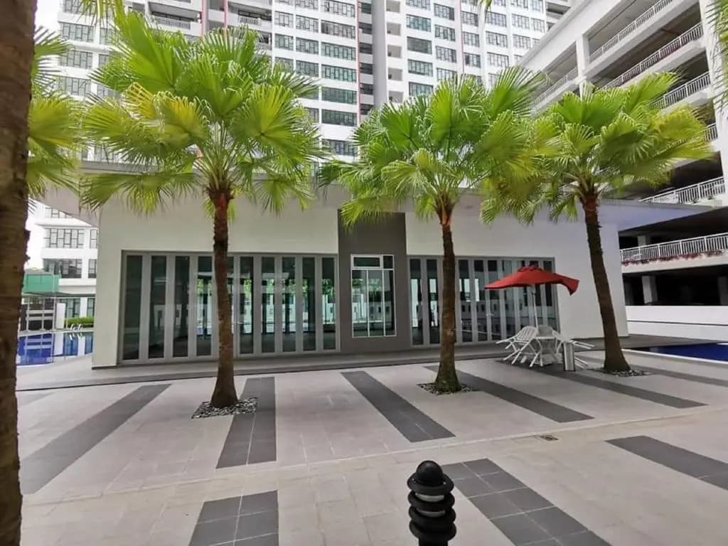 02-AUSTIN REGENCY JY HOMESTAY for 2pax Pool View - photo 13
