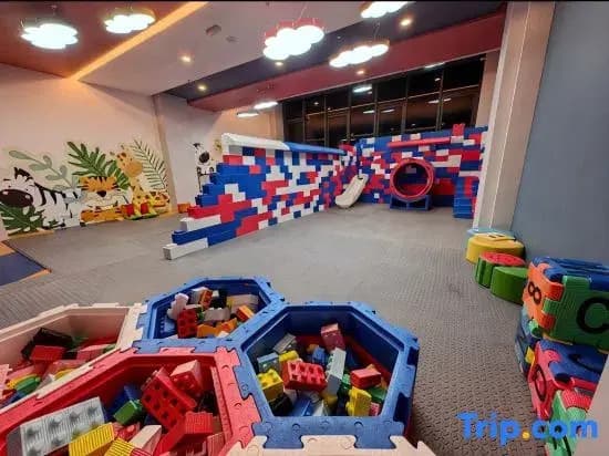 Urban Retreat @ K Avenue • Pool • Paid Parking - photo 6