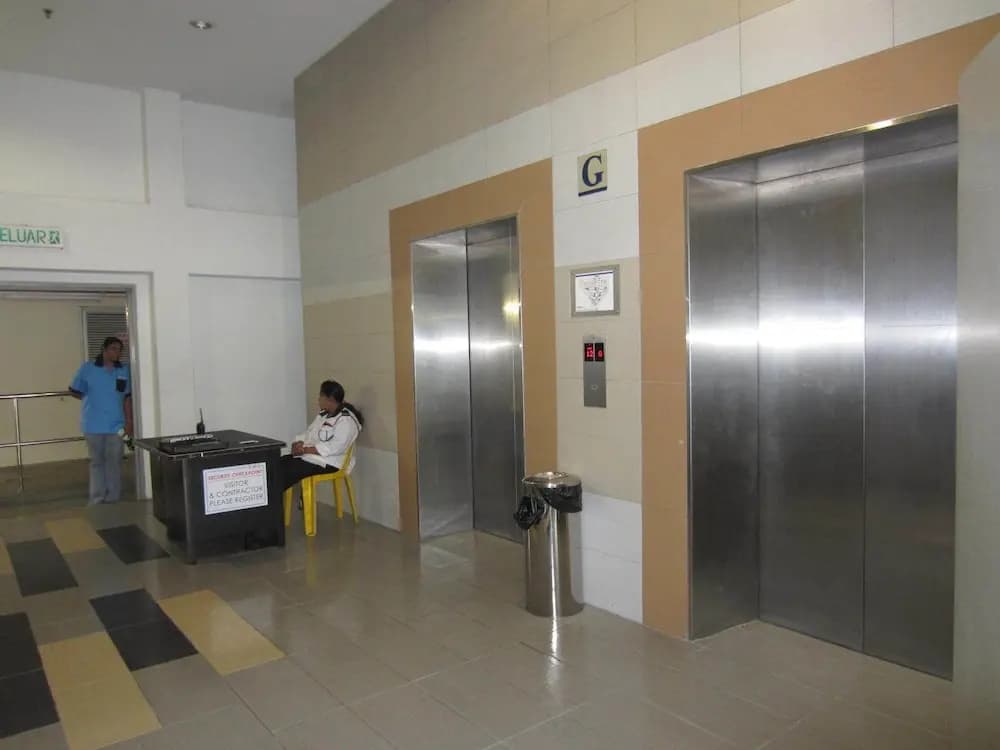 The CEO Executive Suites - photo 36