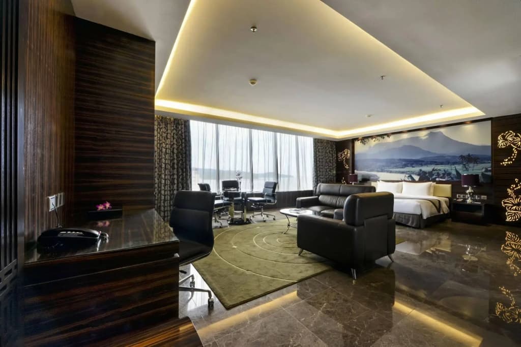 Horizon Hotel - photo 2