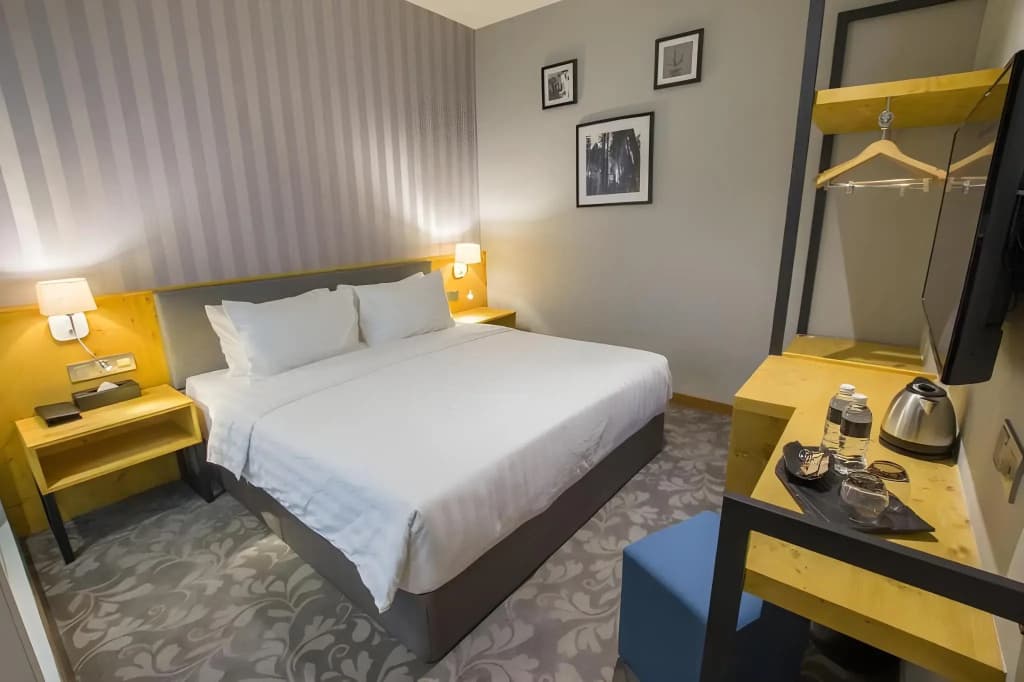 Redpine Boutique Hotel - photo 20