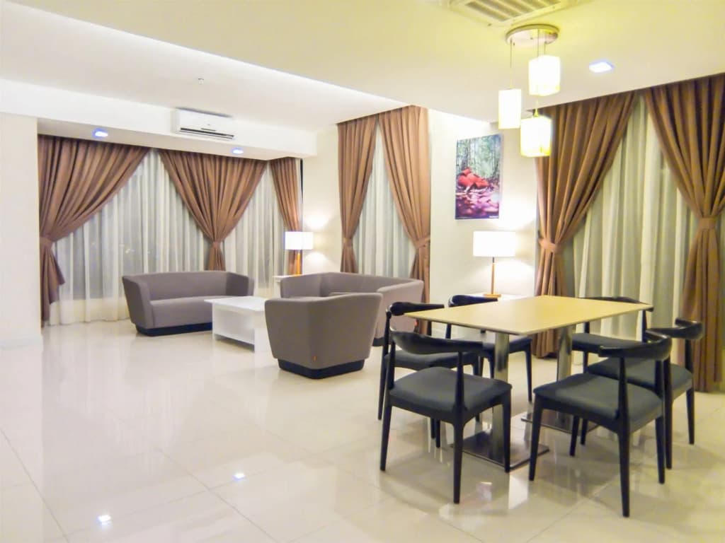 Sky Hotel Kota Kinabalu - photo 17