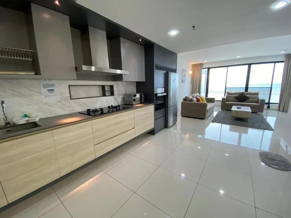Sunrise Gurney Beautiful Sea or City view Duplex 2BR - photo 4