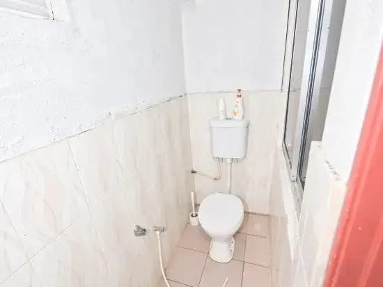 OYO 90915 Ilham Villa - photo 8
