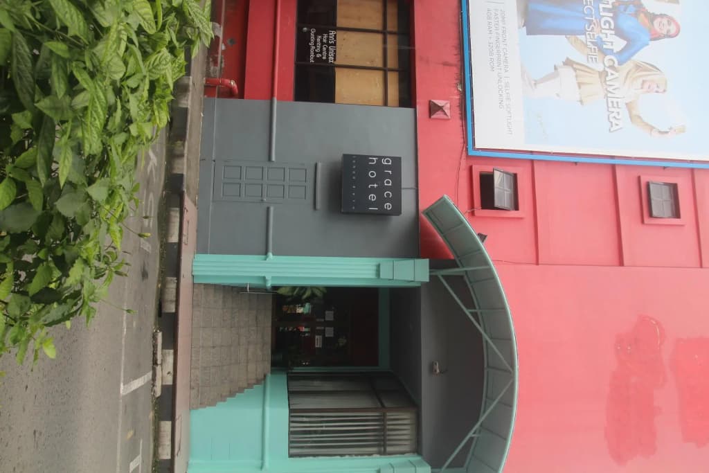 Grace Hotel Lahad Datu - photo 1