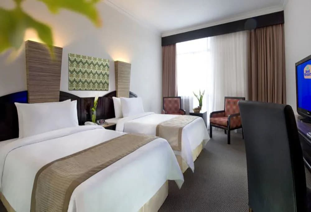 TF Riverside Hotel - photo 7