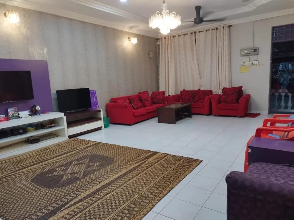 Homestay Alia - photo 1