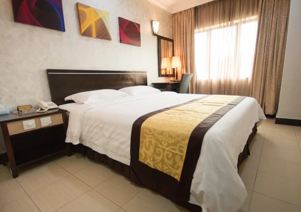Home 2 Hotel - photo 4