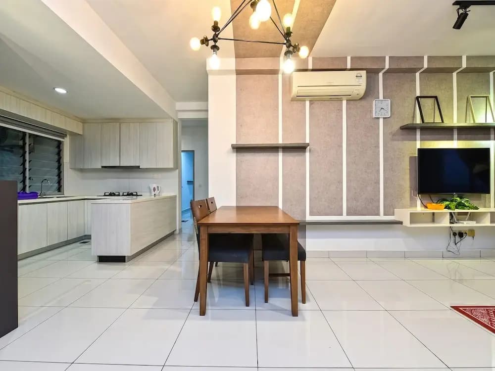 OYO Home  90581 1 Tebrau Residence - photo 8