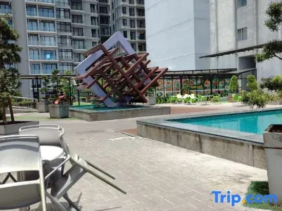 Highland Breeze Hotel - photo 1