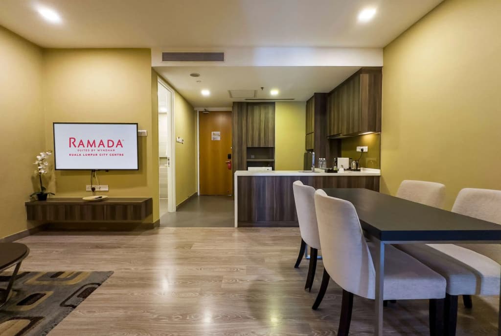 Ramada Suites by Wyndham Kuala Lumpur City Centre - photo 16