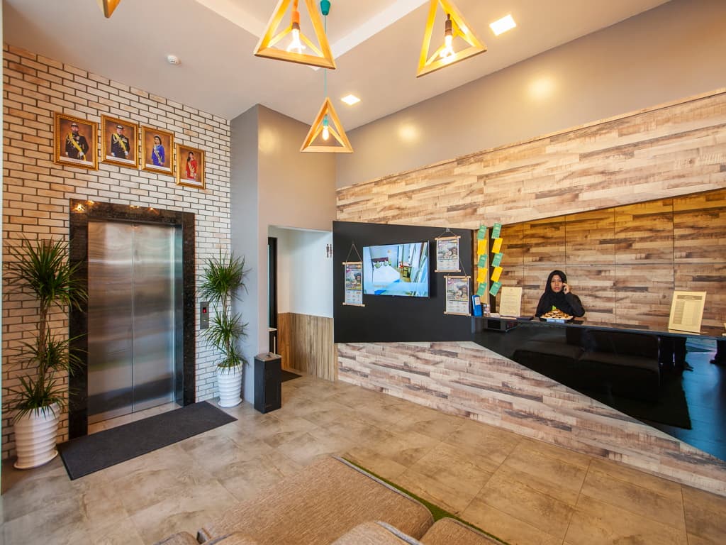 Bzz Hotel - photo 2